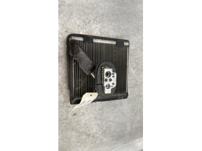 110116818-845637f7-90db-4572-9cec-ec099b24a6dc-Piece-Radiateur-clim-VOLKSWAGEN-b4741647a7aaa11d9572cb47f9ffaa12de6c9061594a50e8f63238ff82850dbb_m.jpg