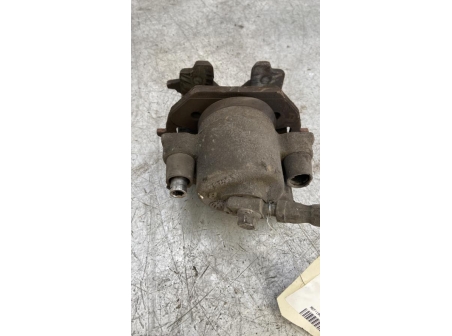 109591893-cba42d3d-7167-428b-b66c-0c7b61c489e6-Piece-Etrier-avant-gauche-freinage-1K0615124D-VOLKSWAGEN-d30b8ec7dd3e06750629434620c5e250eeb6fafdb76147652fbcc523c2113e2d_m.jpg