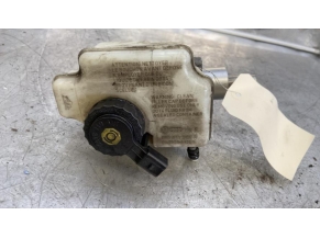 109591894-f05a3fc4-aca7-4f75-b65e-27f61283cd51-Piece-Maitre-cylindre-freinage-1K1614019K-VOLKSWAGEN-6cf17a6d5e9cf40dd84951d22b717c4ec898cab08d98a615a02e1dfda6708112_m.jpg 2