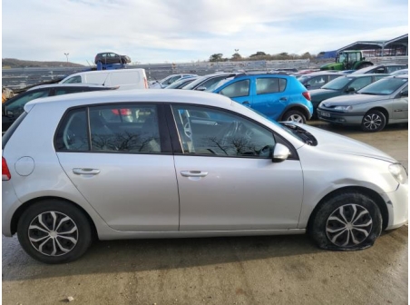 Vehicule-VOLKSWAGEN-GOLF%206-2011-11e59e379c70fd93aad9ce29032a7ccac171ad61ab574a1d312cfc6e5dcc77b8_m.jpg