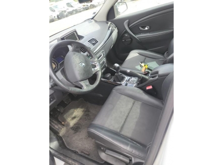 Vehicule-RENAULT-MEGANE%203%20PHASE%202%20BREAK-2013-1fe8b8148a4d7564c35e31a2efcb954801ed926a5b3d9417b82e5246b9f63b2a_m.jpg