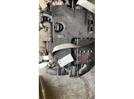 110129750-efafc957-fead-4783-820a-e52341942076-Piece-Moteur-CITROEN-C4-PICASSO-1-975d252095e2c839bbb415b39e0cad9e32f15426904cc0fef60e4c497cc16330_m.jpg