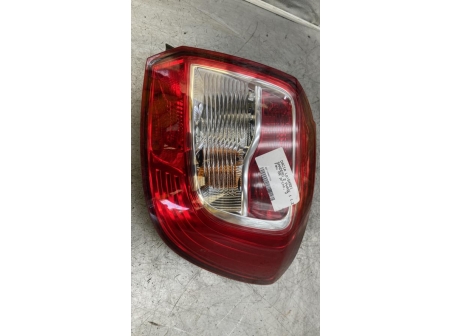 109827716-67ff21f3-e650-42ba-ae4a-5f2aa0720f56-Piece-Feu-arriere-principal-droit-feux-265506669R-DACIA-SANDERO-2-PHASE-1-33da5f1e4a3d4a58f9d7b9c5cbd96a3c9007c207bdf2caa9cc35bfef76da5005_m.jpg