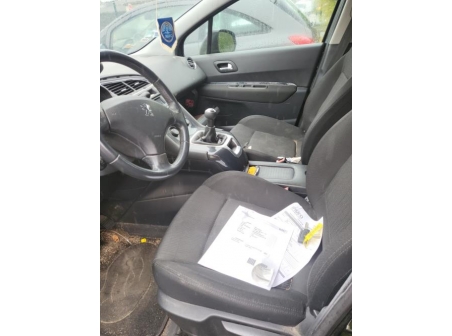 Vehicule-PEUGEOT-5008%201%20PHASE%201-2010-5fc528c8c8ef0feb76124a4c112aa19ee6444a1f9589ce441cf52859ac197905_m.jpg