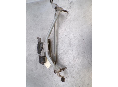 110135551-e1d629b4-00b6-4b3e-b8bc-99e74eb9895d-Piece-110135551-Moteur-essuie-glace-avant-RENAULT-CAPTUR-1-PHASE-1-09i-12V-TURBO-TCE-90-3470dcb7d941209b6a26236673a39564f716dc934ac9a441e6bd660653929d4d_m.JPG