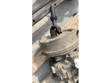 110332867-39bd4ff3-66f1-4ef0-90c3-d748e55b837d-Piece-Boite-de-transfert-LAND-ROVER-DEFENDER-1-3d436ab66f6f5bf66ee8656ddb9b6f57dbc0b2c3edc3d39495578a9e82badca7_m.jpg