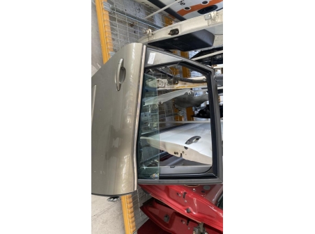 110347821-47a67169-fdb4-47e3-be6f-16180c925c90-Piece-Porte-arriere-droit-9008P7-CITROEN-C4-PICASSO-1-77393cbec5e9a956e418241cbc5b6871257380ab686fe21977c7b3c75ed0c684_m.jpg