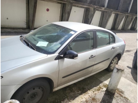 Vehicule-RENAULT-LAGUNA%203%20PHASE%201-2007-a76e207d4fefe8ac0204952fce7d94488dd7889ae0012c41d2c37f0f935de7db_m.jpg