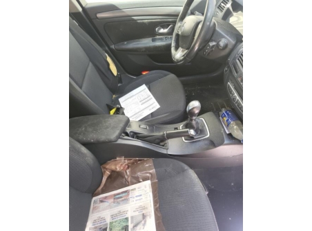 Vehicule-RENAULT-LAGUNA%203%20PHASE%201-2007-b3cb6ec575c125d67d00f40752b630d6bcb4c80244357954bc664b8a83b31476_m.jpg