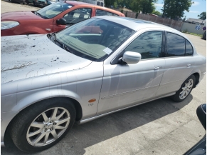 Vehicule-JAGUAR-S-TYPE%20PHASE%201-2000-cdaab22b94ac2df4e5c77f1174cb88ef5138ffe5ccc244df599bbc9d406ae93c_o.jpg 2