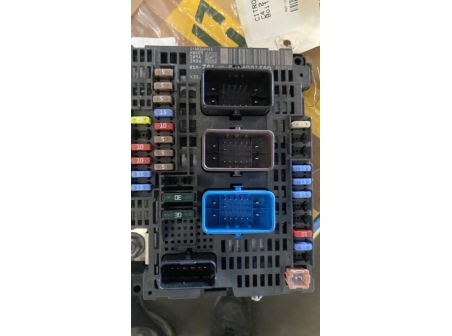 110402032-ff8681e7-e72c-40cf-9fe1-24802b42f9f7-Piece-Boitier-servitude-moteur-BSM-CITROEN-C4-2-PHASE-1-76c29c460af39f85be447dc274c942c2320a091a1867309a0f536b7081b5031b_m.jpg