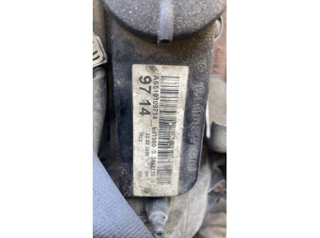 110431235-e80ecbea-0543-4fe5-9b33-aa3517065bc4-Piece-Moteur-MERCEDES-SPRINTER-2-PHASE-1-dec37bb4d5236bfd470aa8c4a0ad0b9004154c2b975d0304a7f56b632107d4c5_m.jpg