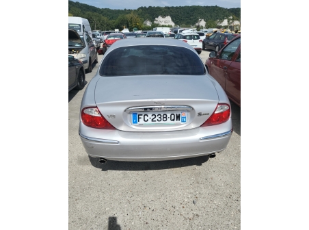 Vehicule-JAGUAR-S-TYPE%20PHASE%201-2000-9de731bbd0e76d584f4b40c4936183499a2419f95af08d215ddfab44c78b1ff4_o.jpg