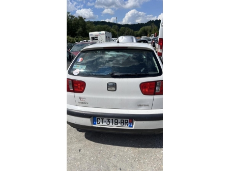 Vehicule-SEAT-IBIZA%202%20PHASE%203-2000-20eba45b0cdad7eab8133ede7268846a48ff3bc2696b17ab59f2370ce27390b9_m.jpg
