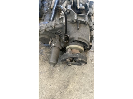 110517300-4e6ce4b6-d270-4353-b96c-ade7bbe78126-Piece-Boite-de-vitesses-BMW-X5-E53-17d56bfb29558e3746a61a69b518c90701e8ec7d288cbe9072a3ccd7749aa49e_m.jpg
