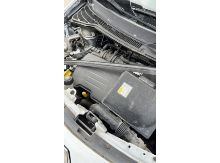 Vehicule-RENAULT-TWINGO%202%20PHASE%201-2011-989ea7f8fd9f6edc14bd26ebf25b9057ad76128322ed88791b6e8748dd18a530_m.jpg