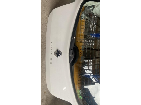 110523704-23b0fe77-9054-436f-82c6-4a7f8a2f9c5a-Hayon-arriere-901004681R-RENAULT-TWINGO-2-PHASE-1-0cda2a28d790430b7ecef6817daeab5fc8515f4277b332cbd8adbee7e13bf7f2_m.jpg