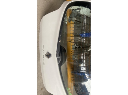 110523704-c2fdfb2a-3237-452b-822a-b25747626553-Hayon-arriere-901004681R-RENAULT-TWINGO-2-PHASE-1-a1227dd5bc2d52c9775ba30963309edf73340a08f8b4e5565edd53ae10c2d3ac_m.jpg