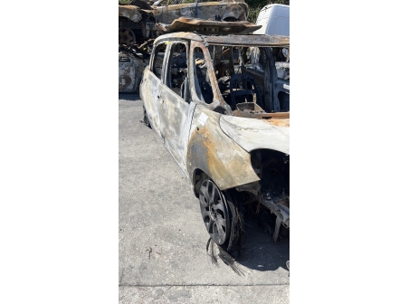 Vehicule-FIAT-500L%20PHASE%201-2014-406ffcc1d62fa316e0b2587a7189909f3d8e0f30cbfb6138eb2f661a7eda6c7b_o.jpg