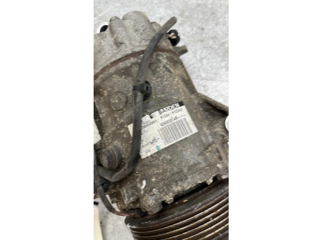 110486309-85f48a8e-5599-42b3-92b5-d6f972250e08-Piece-Compresseur-clim-RENAULT-CLIO-5-557dc1b5d861c64859c096fd2470996d85f542c219c67965272915cafac0fc7f_m.jpg