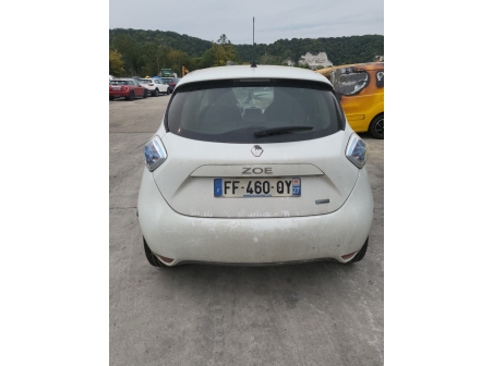 Vehicule-RENAULT-ZOE%202-2019-2023c712c3c17e75db728d1811dfd4d221593a61f705e43b91d73a1b7d063800_o.jpg