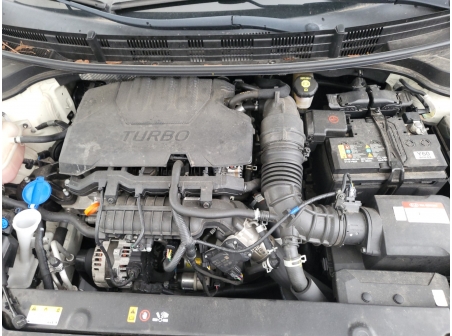 Vehicule-KIA-STONIC-2021-0c1985e8602f1f9673788817bd07b3f267227964192f6dd45874d513874b03ab_o.jpg