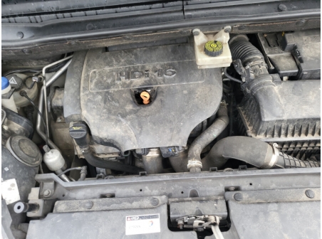 Vehicule-CITROEN-C4%20PICASSO%201-2010-b025a3b126b74ce62255d540757b8d71898b1f525296f5f50b1339e223502204_o.jpg