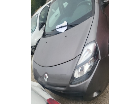 Vehicule-RENAULT-CLIO%203%20PHASE%202-2012-35b658ca66760ba2dd748464e46c17e71f7750c59ae615b17ab59c96135417a5_o.jpg