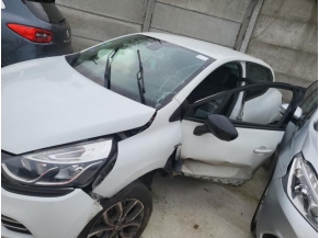 Vehicule-RENAULT-CLIO%204%20PHASE%202-2017-d73e987c46e055f3b337288e44a56d72d938857b20077ab38de99bb8a56d0ddf_m.jpg 2