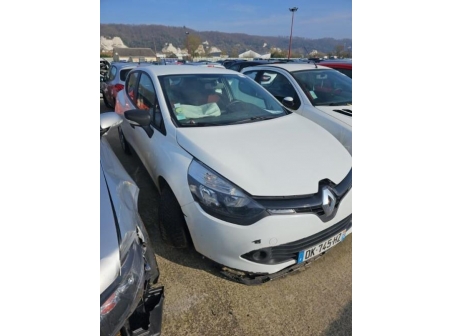 Vehicule-RENAULT-CLIO-4-PHASE-1-2014-12d7000bf6b5324df552b6733b51c2b9efa498fce40348204ca7600a466a0b16_mtn.jpg