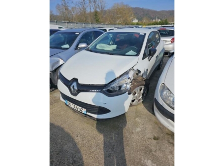 Vehicule-RENAULT-CLIO-4-PHASE-1-2014-0ef8ab30a448f86404778074c64fd4cc647873afbd1ae856f93f6adb1feef6fb_mtn.jpg