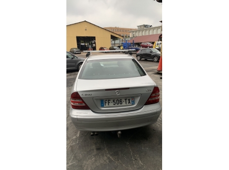 Vehicule-MERCEDES-CLASSE%20C%20203%20PHASE%202-2005-4cb819b67b0fbe366e00e0c2ed1532fc3455ce9eaf73970cc4759aad0ea840f3_o.jpg