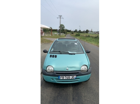 Vehicule-RENAULT-TWINGO%201%20PHASE%202-2000-647e27d0f15c91bae83488111ac9c6e6cf389cb78720405a58e21415d6b71072_o.jpg