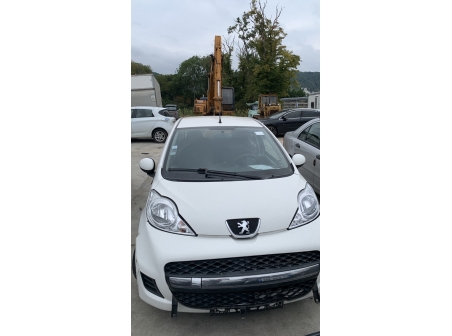 Vehicule-PEUGEOT-107%20PHASE%202-2010-c8b737c4c8071b27d8117733ba76f6447360ee3ca68edbcdc0682bf35f2f22e3_o.jpg