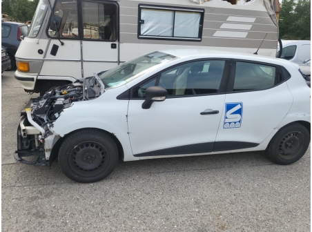 Vehicule-RENAULT-CLIO%204%20PHASE%202-2017-e10644f03ec320b16d0778ae81e4b2ab70b917ec832259c47980b2b07b395a7a_o.jpg