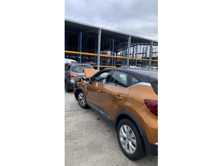 Vehicule-RENAULT-CAPTUR%202-2022-a181e7f11d5540e050f7525114662a841c3c079599d73365b7ffbb01d5aed60d_o.jpg