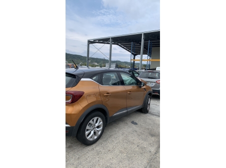 Vehicule-RENAULT-CAPTUR%202-2022-1186194f979e345862f7d5c86bf0fe9eb9d9242e4c764bc3d8cde21c15810fe2_o.jpg