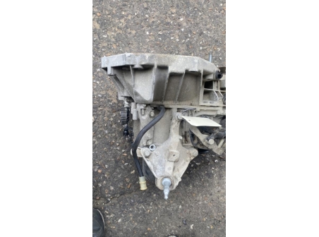 110720206-dce5a5d7-6613-46f6-a7ea-199be6eed301-Piece-Boite-de-vitesses-RENAULT-CLIO-4-PHASE-2-b6b58b824b20504a0a458a059e4db1b2b656b7dba26c411f367eade562610fa4_m.jpg