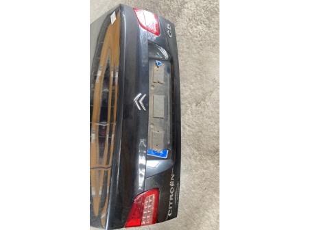 110618425-8f61967b-14b9-4ba9-8833-5097425dc513-Hayon-arriere-860694-CITROEN-C5-2-7abb823ae38afbc4a39b2dfd15ba5e481afa720b4193e95a2df242417be88bf3_m.jpg