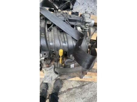 110881411-194000ff-4f34-42e5-b5a4-993ca34e7cf2-Piece-Moteur-RENAULT-TWINGO-2-PHASE-1-7cf48a0b5494f9bbe7487ad680e8f8b242fd7863710948855b15a7f1768f0de6_m.jpg