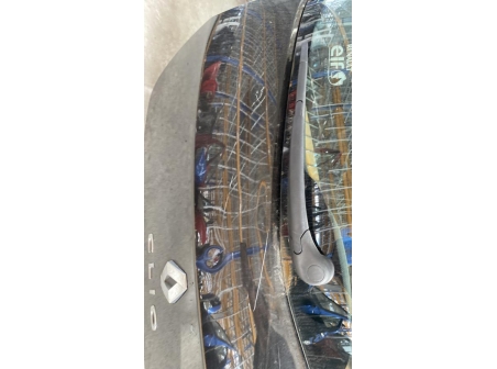 110885437-ef231743-7de2-4190-abf9-9a733bd9d7a8-Hayon-arriere-7751478020-RENAULT-CLIO-3-PHASE-2-4574d1cf291273a7a857ac0b1a8d84307ef372be4b413a434aa73e0162087363_m.jpg