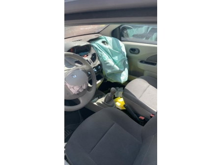 Vehicule-RENAULT-TWINGO%202%20PHASE%201-2009-730883f51ed6b9f28ad5a02465d2b5f6a64dfbb7774854f3b1319ea69be2ff1f_m.jpg