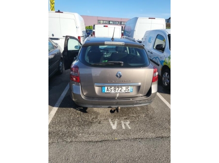 Vehicule-RENAULT-LAGUNA%203%20PHASE%201%20BREAK-2010-9436505fadf18a277691eec0b6e141cdc2358650812a60d68029a5a0d58831da_m.jpg
