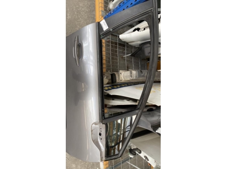 110909344-b082e7f2-a13f-4bbf-a821-a35c07fa5919-Piece-Porte-avant-droit-9812674180-CITROEN-C3-3-PHASE-1-b99ef6cb337764476f97b36f0e0200031c488b5c42096f99e311f7d88d440fc7_m.jpg