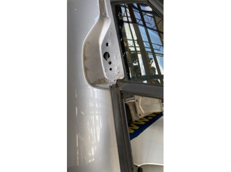 110909557-9627a820-245b-430e-a402-a79731a5b3ab-Piece-Porte-avant-gauche-9812674380-CITROEN-C3-3-PHASE-1-c9337894ac3b289712b2c6d3d91a701b61f7b6d374cfd790f7cdc13817b5624c_m.jpg