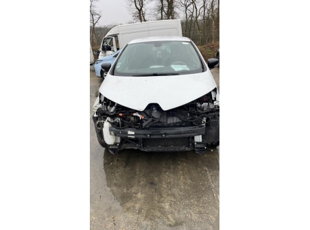 Vehicule-RENAULT-ZOE%201-2016-206707f0f9ba861af461898264eca2e27add96450849dafb4f7726feb3716950_m.jpg