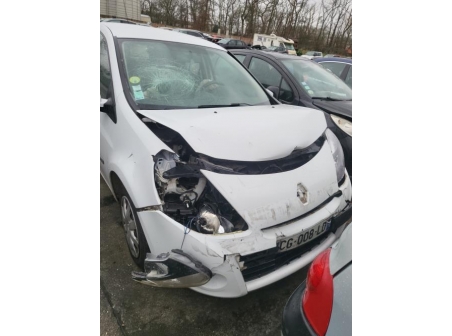 Vehicule-RENAULT-CLIO%203%20PHASE%202-2012-31365dc6f2da03ba77d6e9e3555b8b69582c96cd23cc0a7c235e0afc2612e407_m.jpg
