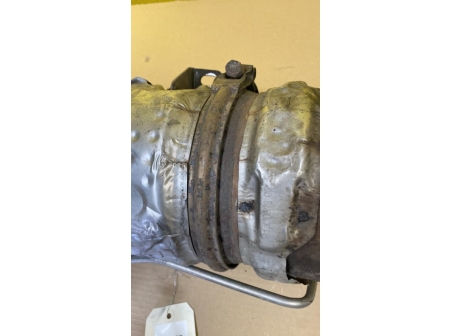 111051801-30d831bf-d3bc-4c75-a308-c79739aec732-Piece-Catalyseur-echappement-1738E4-CITROEN-C4-2-PHASE-1-bed24337ce1a5634f15fac848b6f9568f22771c8d9629a8ad5e39a07033b4398_m.jpg