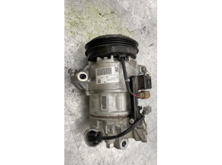 111165291-7f8966b3-ab44-4ce4-965e-dbf1e766596b-Piece-Compresseur-clim-926006316R-RENAULT-TWINGO-3-PHASE-1-ea94090f8dd976ad381772768a956a7911cc39bf140a16602049526aa07afe0f_m.jpg