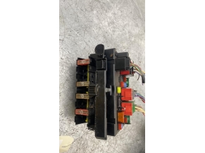 111175178-05e1afa8-1eca-4783-bf80-e53f6d346c98-Piece-Boitier-servitude-moteur-BSM-CITROEN-BERLINGO-1-PHASE-2-dc937f5ea3c58cdfdb3ae412481b4870ff4754761b2fd74192769621d97db0de_m.jpg 2